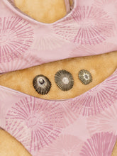 Load image into Gallery viewer, Pink ‘Opihi nalu x lilo - med, large
